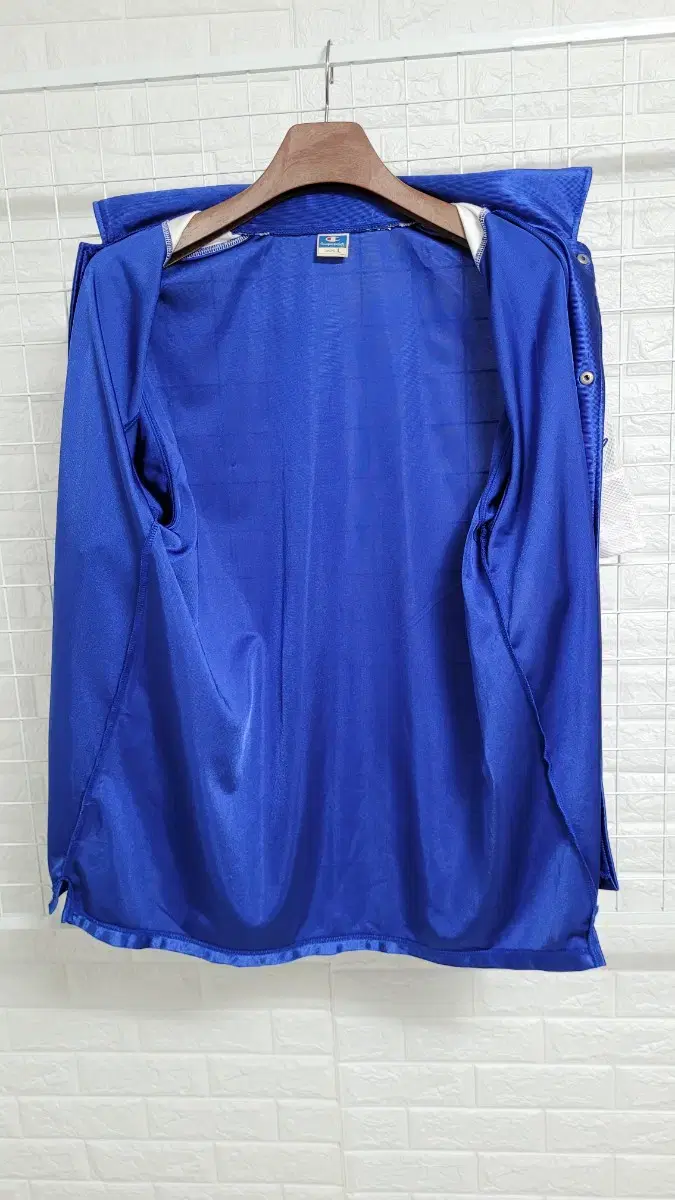 Product Details - 12