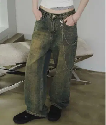 오로라 큐빅 빈티지 루즈 데님 팬츠 SHAGGIE