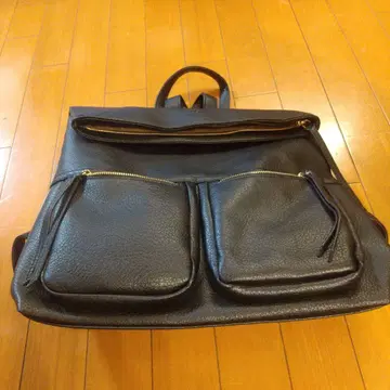 블랙 백팩