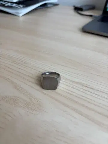 TOM WOOD Kay Ring Satin