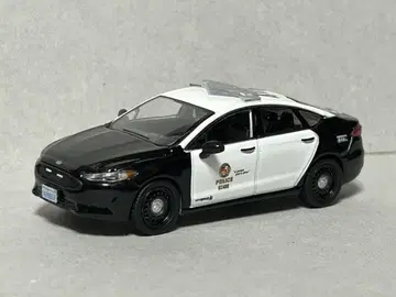 596 모델 LAPD 포드 퓨전 경찰차 미니카