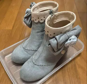 메이든즈 레이브 로즈 리본 숏부츠