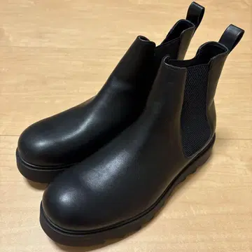 GU 청키솔 사이드 고어 부츠 (27.0cm)
