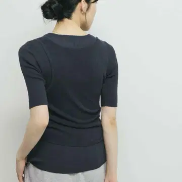 KBF 프론트 버튼 레이어드 니트 네이비