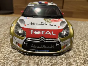 WRC 시트로엥 DS3 1/18 노레브