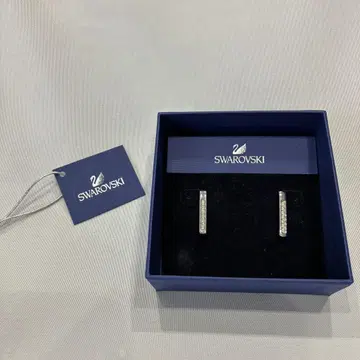 SWAROVSKI 실버 귀걸이