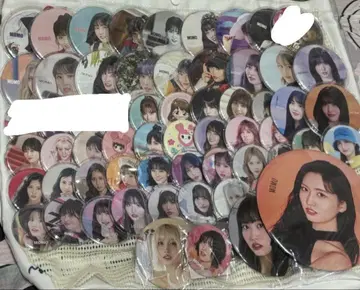 TWICE 모모 캔뱃지 묶음 판매