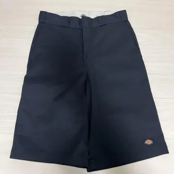 Dickies 블랙 하프 팬츠 30