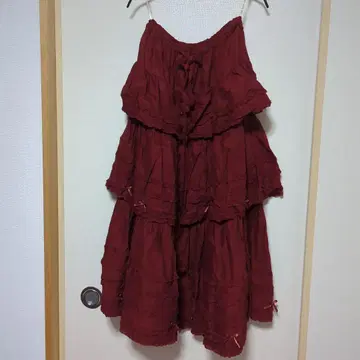프릴 장식 빨간색 롱 스커트