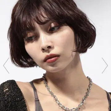 페이지 보이 하트 만텔 목걸이 JEANASIS