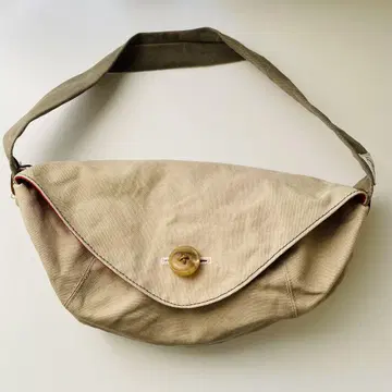 마루 밑 아리에티 AIGLE 백