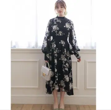 GRL 꽃무늬 쉬폰 원피스 블랙