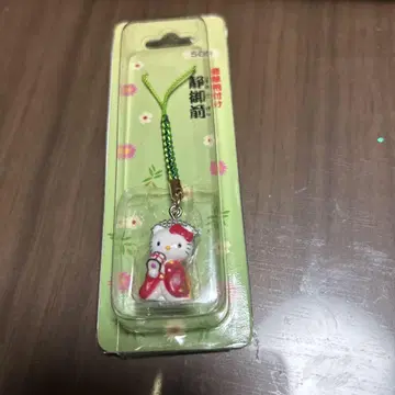 레어 새상품 시즈카고젠 헬로키티 스트랩 빨간색과 화이트