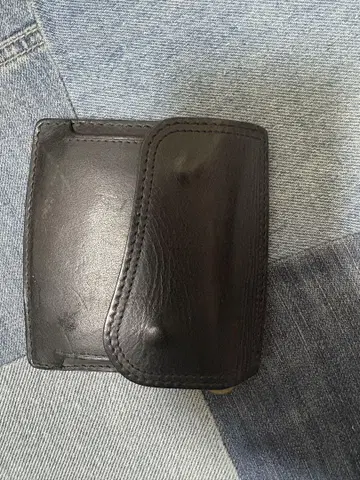 블랙 가죽 접이식 지갑