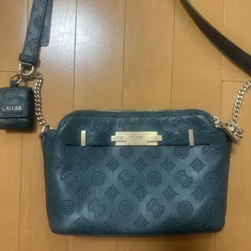 GUESS 숄더백