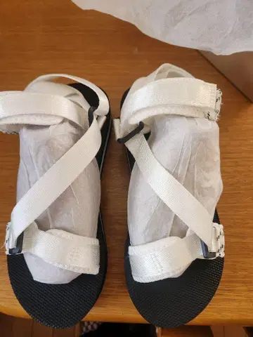 샌들