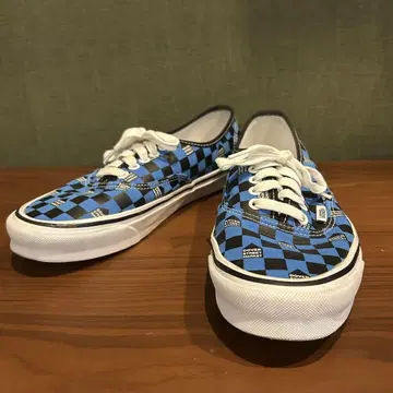 VANS DOVER STREET MARKET 별주 AUTHENTIC LX