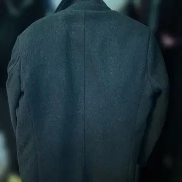 다크 그레이 피코트 버튼