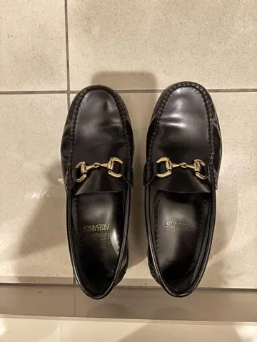 ARTESANOS 비트 로퍼