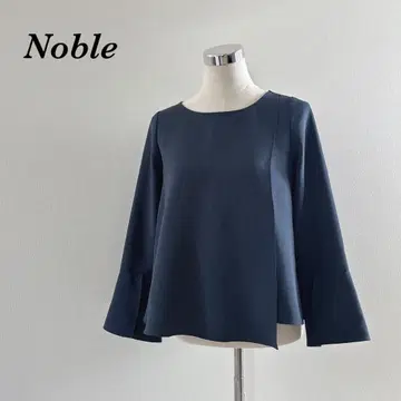 Noble 노블 풀오버 프레임워크 플레어 소매