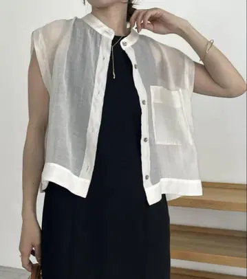 [ CAPRICIEUX LEMAGE ] BOX 시어 셔츠