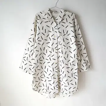 USED 구제 의류 올 패턴 튜닉 셔츠