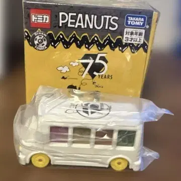 PEANUTS 탄생 75주년 기념 드림 토미카 컬렉션 스누피카