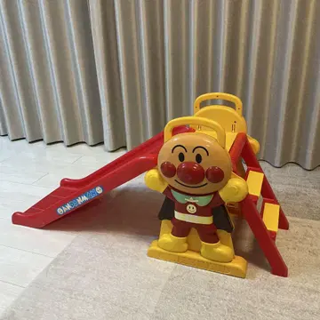 호빵맨 미끄럼틀