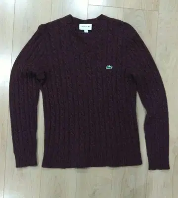LACOSTE 버건디 케이블 니트 스웨터