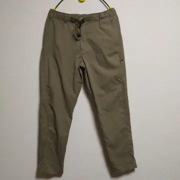유니클로 나일론 기어 팬츠 베이지 S 사이즈 UNIQLO