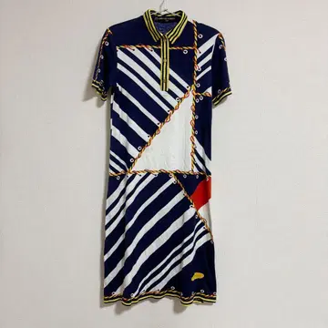 레오나르 스포츠 원피스 반팔