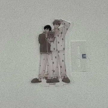 고쿠데라 씨는 폭로되고 싶어 아크릴 스탠드 파자마