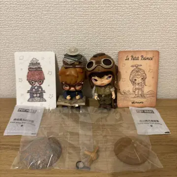 popmart Hirono x 별의 왕자 2점