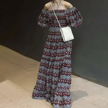 아메리빈티지 MEDI REBECCA OFF SHOULDER DRESS