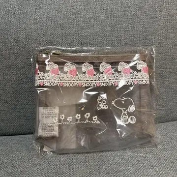 PEANUTS 치카자와 레이스 스누피 하트 파우치 그레이
