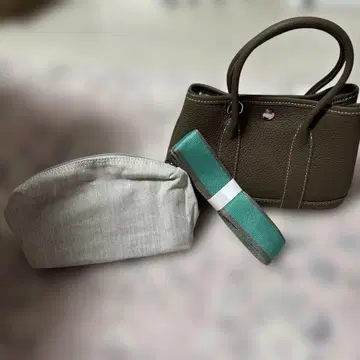미사용 새상품 Mal. 레레레 씨 천연 가죽 토트백 25cm