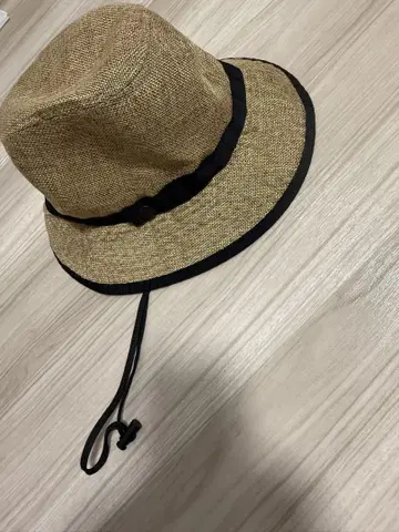 베이지 버킷햇 조정 가능 스트랩