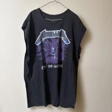 METALLICA 라이트닝 00년대 페이드 슬리브리스 밴T