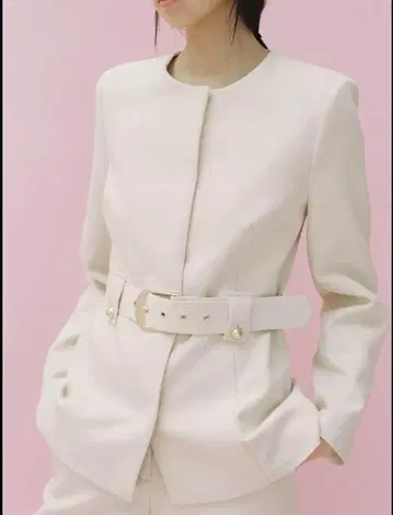 ZARA 와이드 벨트 블레이저 화이트 L