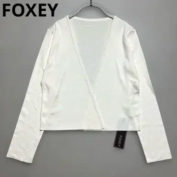 새상품 폭시 실크 100% 가디건 로고 금장 장식 크림색 FOXEY