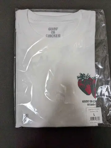 L 새상품 BUMP OF CHICKEN strawberry TEE