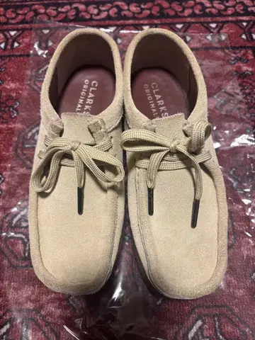 Clarks 클락스 왈라비 메이플 23.5cm