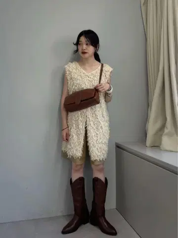 미사용 새상품 kastane 퍼 롱 베스트