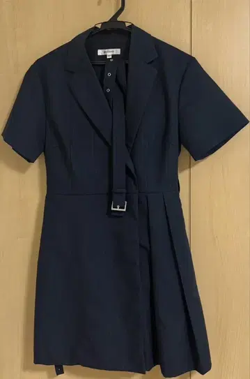 MOUSSY BLAZER PLEATS 미니 드레스 패턴 네이비