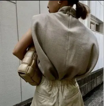 아메리빈티지 PADDED RIB TOP 베이지