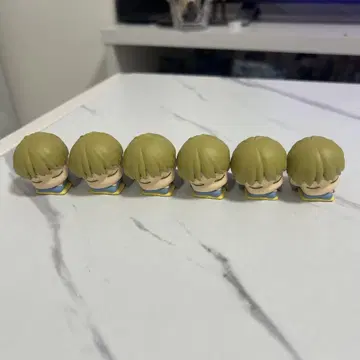 진격의 거인 아르민 오네무탄