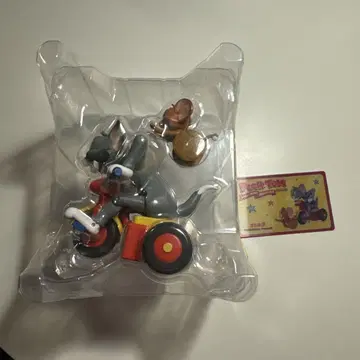 52TOYS TOM and JERRY Poor TOM 톰과 제리