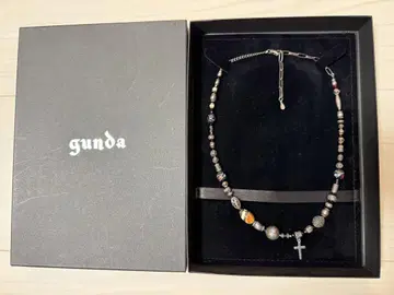 gunda 크로스 모티브 목걸이