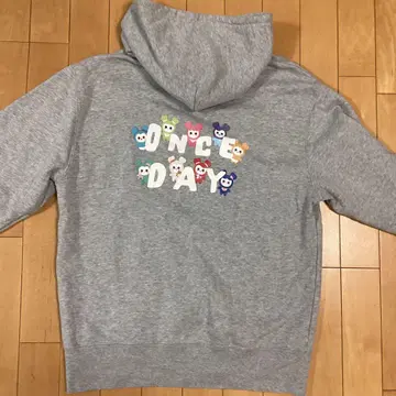 새상품급 TWICE ONCEDAY 2022 후드티 후디 M 사이즈