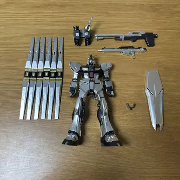 MG 뉴 건담 메탈릭 코팅 Ver.